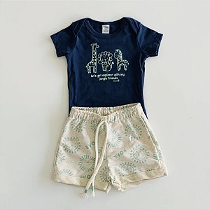 Conjunto Camiseta Marinho e Bermuda com Off Divertto