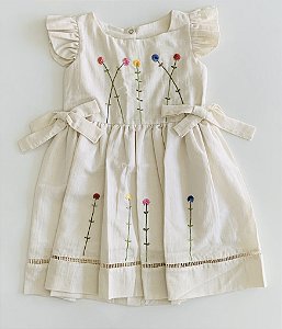 Vestido Infantil Artesanal Bordado a mão Linho Flores