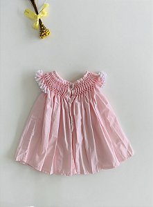 Vestido Bebê Artesanal Casinha de Abelha Rosa | Bordado Delicado à Mão | Clássico, Elegante e Confortável