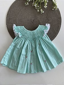 Vestido Bebê Artesanal Casinha de Abelha Tifanny| Bordado Delicado à Mão | Clássico, Elegante e Confortável