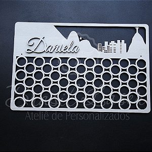 Porta Medalhas - Modelo: Rio de Janeiro com Nome Personalizado -  Tamanho:45cmx30cm Aprox. - Várias cores no anuncio.