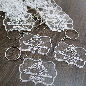 1 Chaveiro Personalizado para Lembrança com Gravação a laser (Minimo 20 unidades por pedido) - Selecionar Material/cor dentro do anuncio