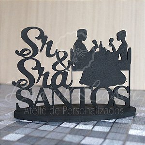 Topo De Bolo Sr e Sra Brindando - Tamanho com 20cm (maior lado da peça) - Cor à Escolher