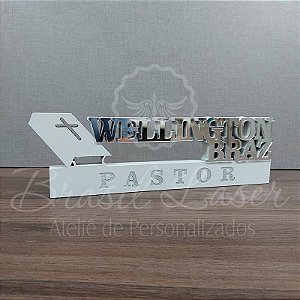 Decoração 3D Profissão para Pastor / Padre com Nome Personalizado