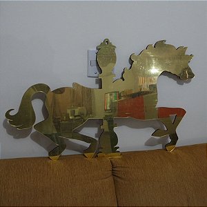 Cavalo de Carrossel em Acrílico espelhado Dourado 50x80cm