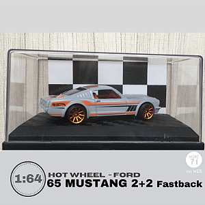 Hot Wheels - 65 Mustang 2+2 Fastback escala 1:64 com caixa acrílica (expositor)