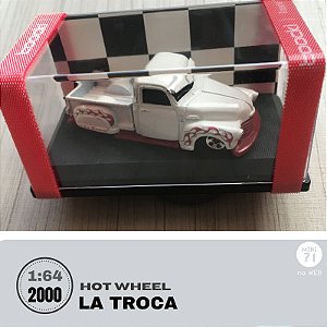 Hot Wheels - La Troca - 2000 - Branco original escala 1:64 na caixa acrílica