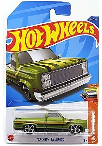 Hot Wheels '83 Chevy Silverado HCV33| 1:64