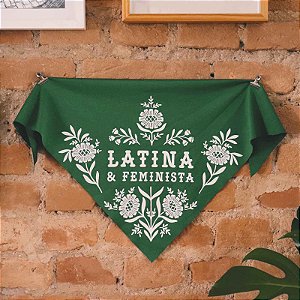 Lenço verde 'Latina & Feminista'