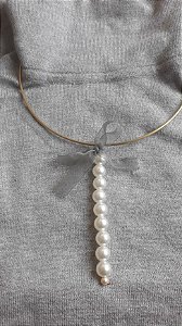 Choker latão e  pingente em pérolas