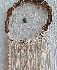 Filtro dos Sonhos Artesanal em Macramê com Cristal Energético