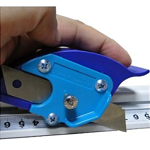 REGUA DE ALUMINIO COM SUPORTE PARA LAMINA DE CORTE 110CM R-100F