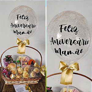 Cesta de Café da Manhã com frios , pães, chocolate, suco e balão bubble