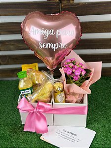 Kit Café da Manhã com Chocolate e Mini Flor