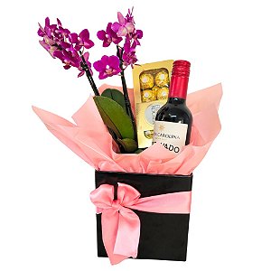 Mini orquídea com Mini Vinho e Ferrero com 8 unidades