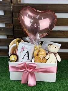 Kit Caneca Personalizada e Chaveiro de Pelúcia