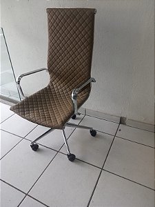 Cadeira Giratória para escritório em Aço Inoxidável