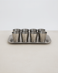 Kit para Kidush – 8 Copos com Bandeja em Aço Inoxidável - 30 ml