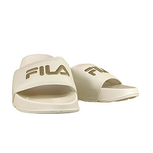 Chinelo Slide Fila Feminino bege\dourado\bege - WS Multibrand | Lamafia,  Labellamafia, Puma, Fila, Dabliu Costa, Tudo Tranquilo, Nifty, e muito mais!