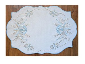 Matriz Bordado Para Toalha De Mesa Delicada