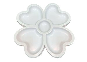 Petisqueira Plástica em Formato de Trevo Branca Keita