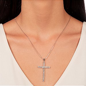 Colar Cruz Longa em Ródio Branco com Zircônias Navete