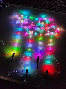 KIT COM 4 ASTES COM ESTRELAS LED COLORIDO 72CM BIVOLT USO INTERNO E EXTERNO