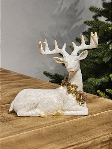 RENA DEITADA BRANCA COM COLAR DE PINHAS COM LED 19CM
