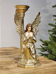 ANJA COM CASTIÇAL DOURADO EM RESINA 32CM