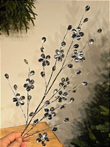 GALHO DECORATIVO ARAMADO PRATA COM FLORES DE CRISTAL 70CM