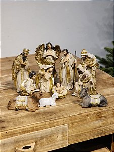 PRESÉPIO EM RESINA DOURADO COM NATURAL 11 PÇS 20CM