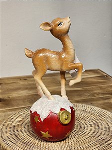 BAMBI EM CIMA DA BOLA EM RESINA 23,5CM