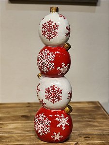 BOLAS EMPILHADAS DECORATIVA BRANCO E VERMELHO EM RESINA 54CM