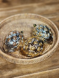 PENDENTE DECORATIVO PINHA DOURADO E CHAMPANHE E PRATA COM 3 UNIDS 10CM