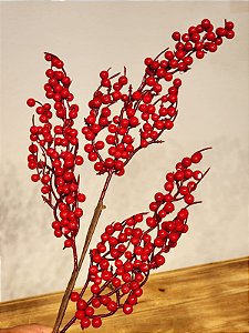 GALHO DECORATIVO BERRY VERMELHO 54CM