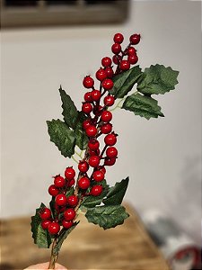 GALHO DECORATIVO BERRY C/ FOLHAS 58CM
