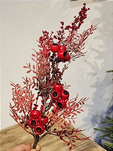 GALHO DECORATIVO COM BERRY E FOLHAS VERMELHO 72CM