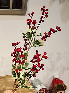 GALHO DECORATIVO BERRY VERMELHO COM FOLHAS 76CM