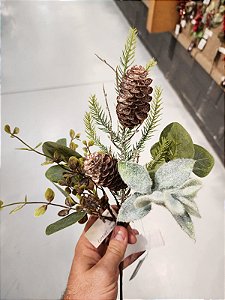 GALHO DECORATIVO PERMANENTE GALHOS E FOLHAS COM PINHAS