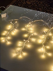 PISCA CASCATA INTERMITENTE 240 LEDS WARM 3,60 METROS 127V COM EMENDA USO INTERNO
