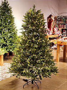ÁRVORE PINHEIRO SUPER LUXO COM 1,300 LEDS 1,80CM COM 3744 GALHOS