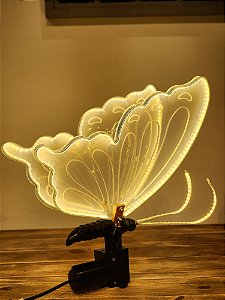 BORBOLETA COM LED E MOVIMENTOS 60CM COM SUPORTE