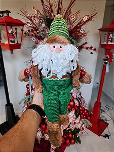 PAPAI NOEL SENTADO VERMELHO E VERDE 55CM - PRÉ VENDA 2025