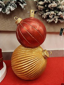 BASE PARA ÁRVORE DE NATAL BOLAS EMPILHADAS VERMELHA E DOURADA  67CM - PRÉ VENDA 2025