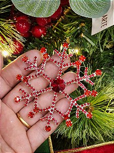 ORNAMENTO EM METAL FLOCO DE NEVE VERMELHO 9CM - PRÉ VENDA 2025
