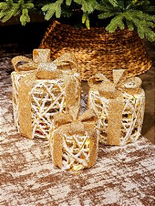 TRIO DE CAIXAS DE PRESENTES ARAMADO RATTAN BRANCO E OURO COM LED WARM