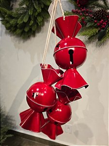 TRIO DE PENDENTE BOMBOM GUIZO EM METAL VERMELHO 23CM