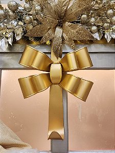 GANCHO DE GUIRLANDA EM METAL LAÇO DOURADO 44CM - PRÉ VENDA 2025