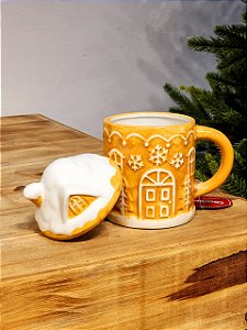 CANECA COM TAMPA CASA GINGERBREAD 440ML