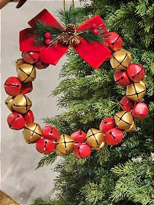 PENDENTE EM METAL GUIRLANDA DE GUIZOS DOURADO E VERMELHO 26CM